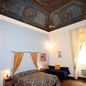 Camera con letto queen size